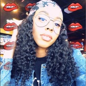 Meet your Posher, Jasmine